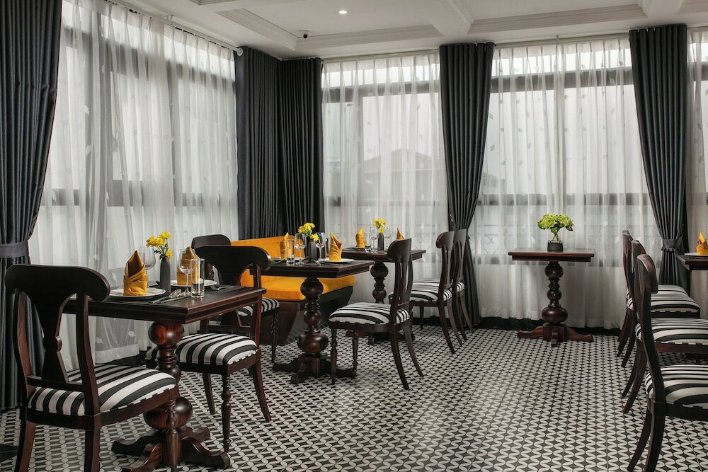 Фото Romantique Hotel De Hanoi