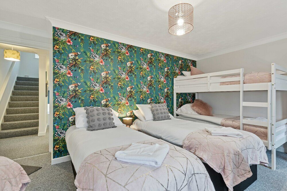 Фото Seabright Townhouse by My Getaways Parking for one car