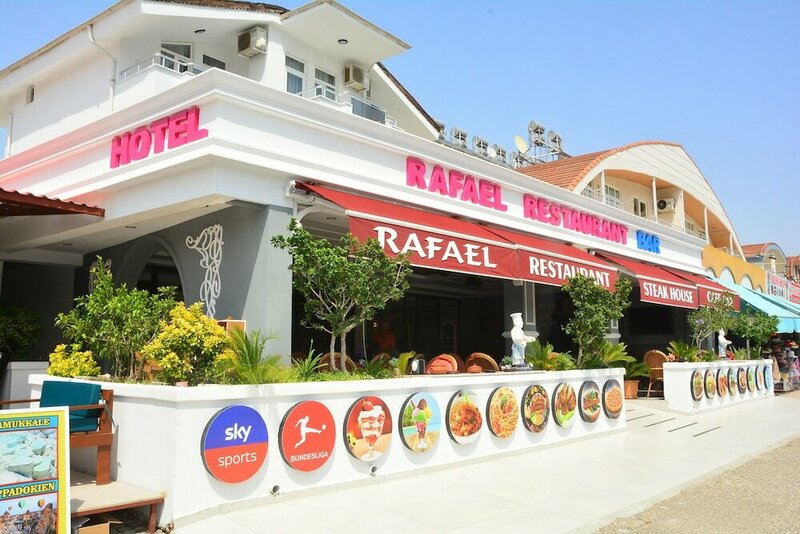 Хостел Hotel Rafael Restaurant в Манавгате