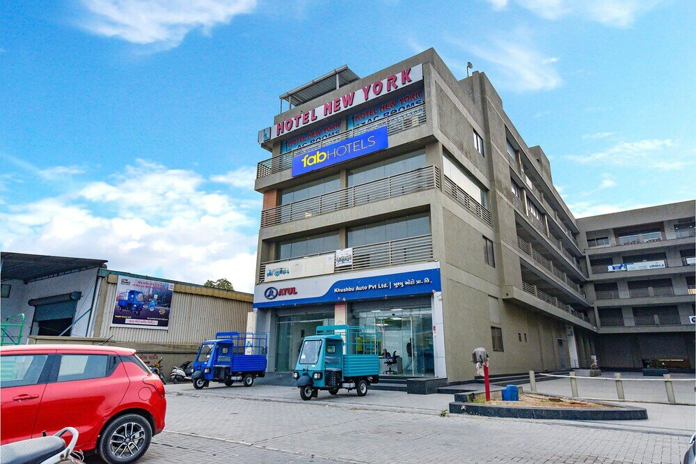 Фото отеля 1