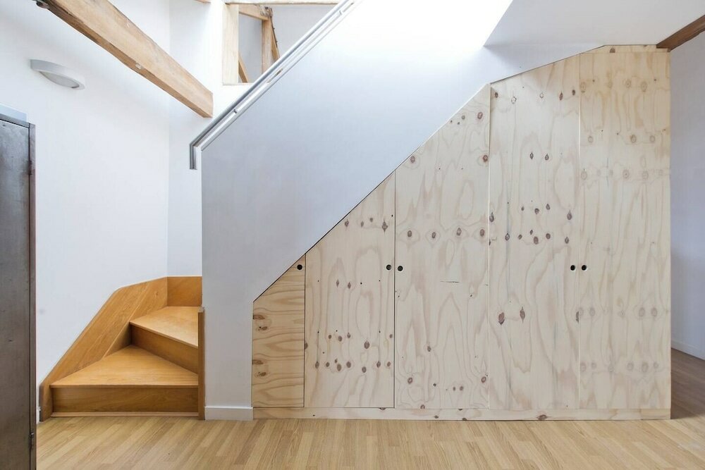 Фото Unique & Vibrant 1-bed Loft With Roof Garden