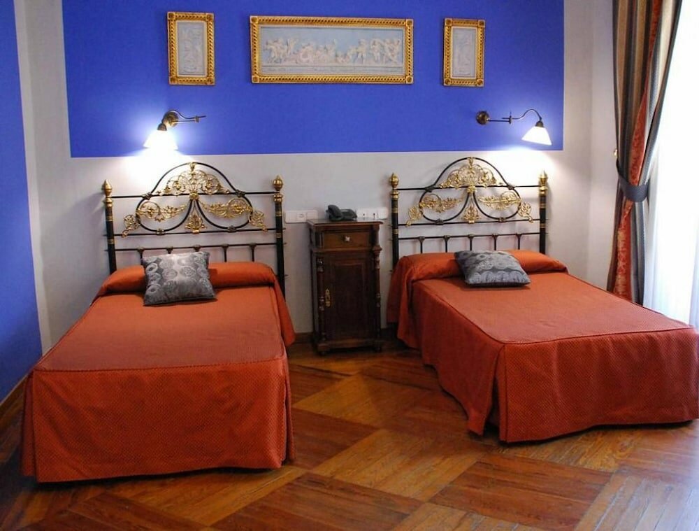 Фото Hotel Alvar Fañez