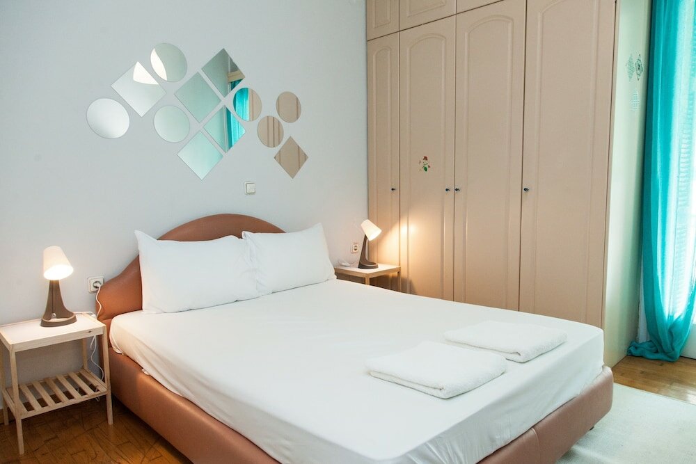 Фото Brand new apt in central Athens