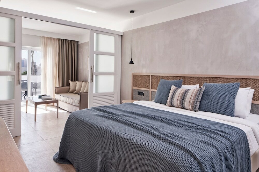 Фото Atlantica Marmari Palace