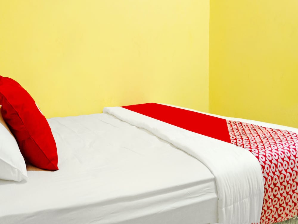 Фото Spot On 91402 Home'59 Tegal Danas