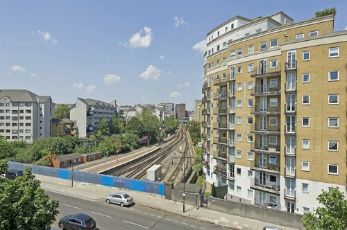 Гостиница Fabulous Three Bedroom Flat Near Marylebone by Underthedoormat в Лондоне