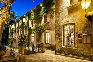 Гостиница Moulin de Vernègues Hôtel & Spa