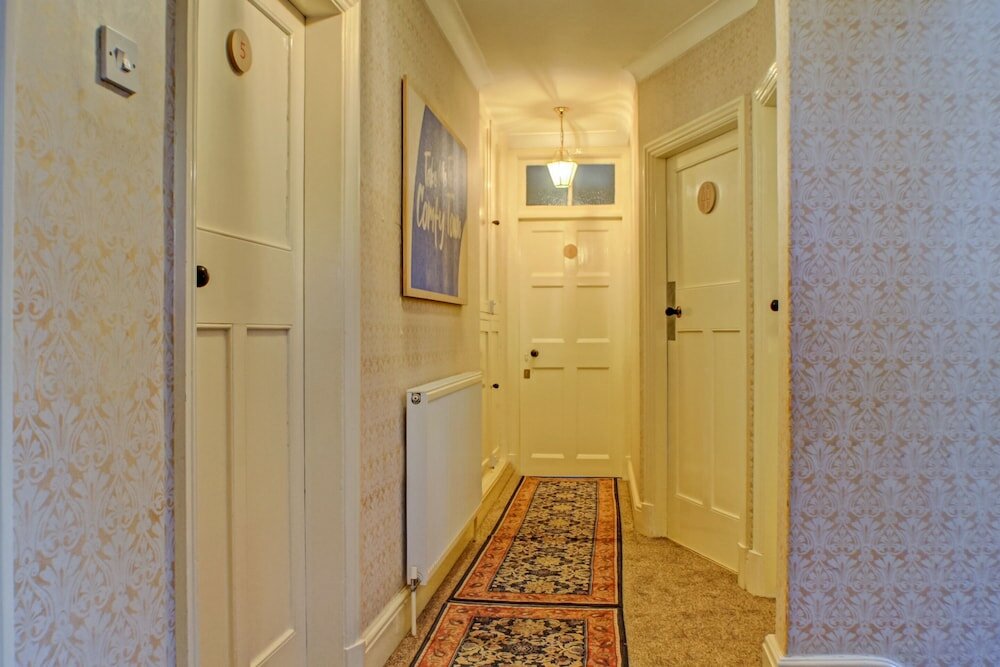 Фото Oyo Wayside Hotel