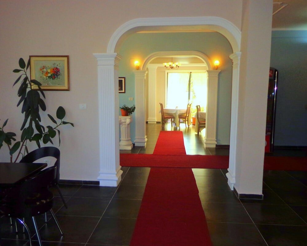 Фото Hotel Viktoria Tirana