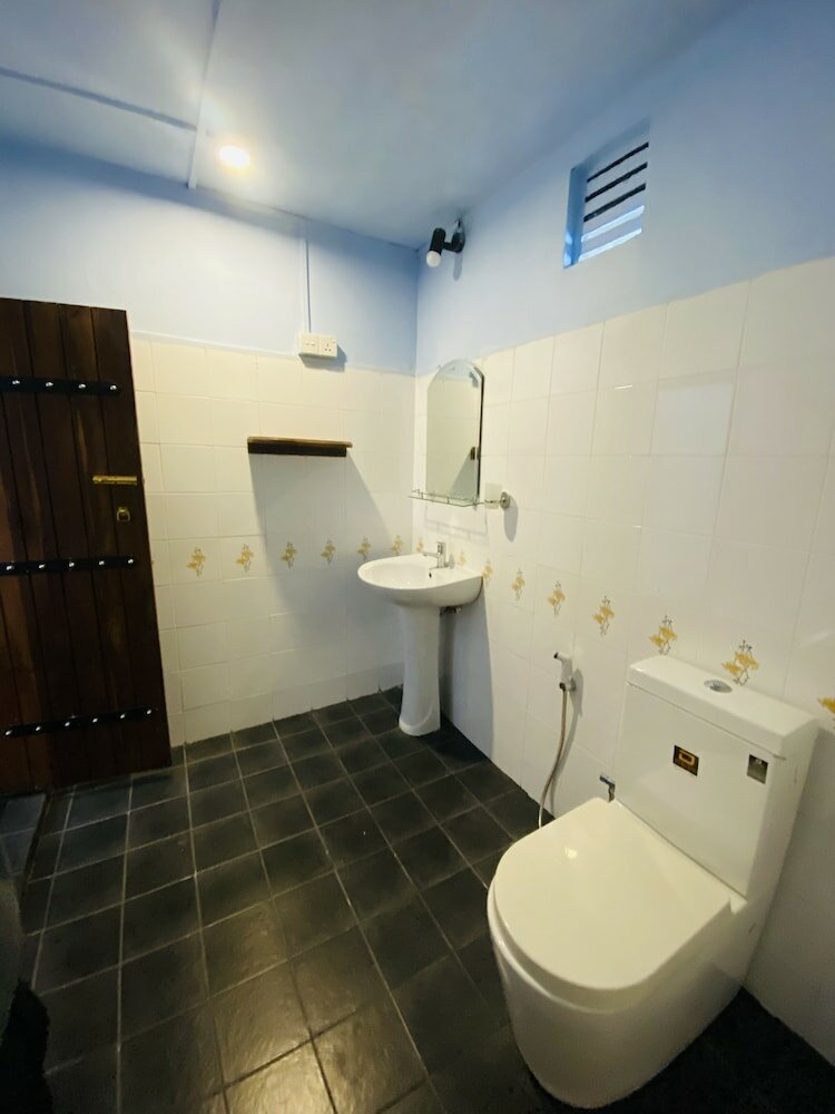 Фото Zion White House