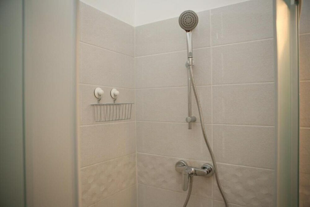 Фото Hunyadi Panzió- Apartmanház