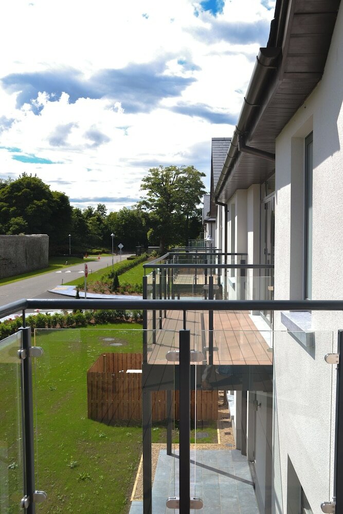 Фото Killeen Castle Golf Resort & Lodges