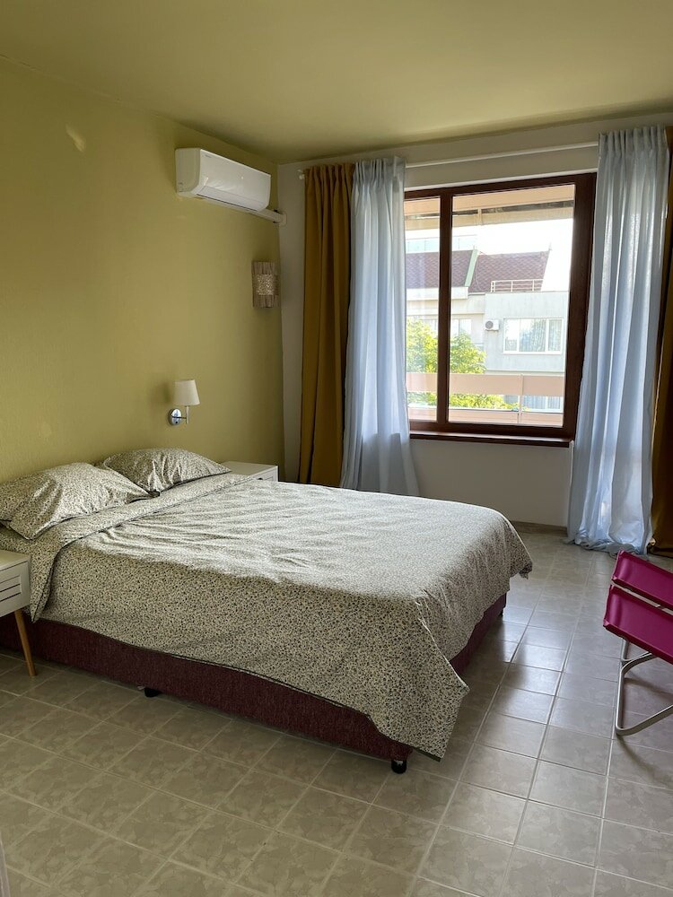 Фото Amadina Garden