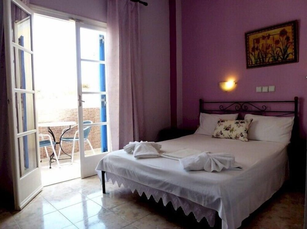 Фото Bougainvillea Suites