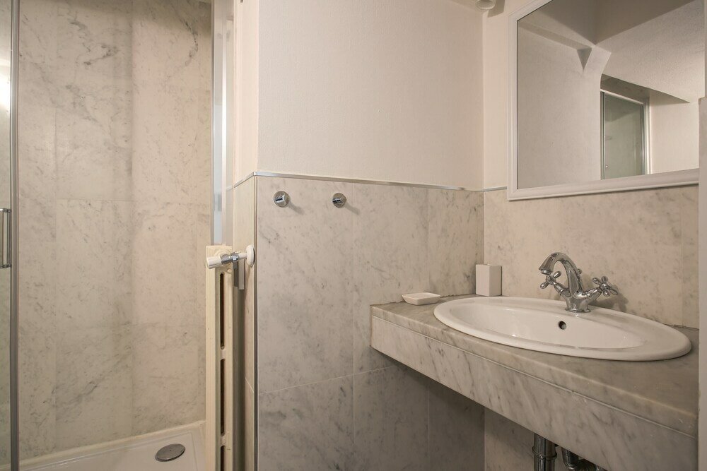 Фото Classy Apartment - Hosted by Sweetstay