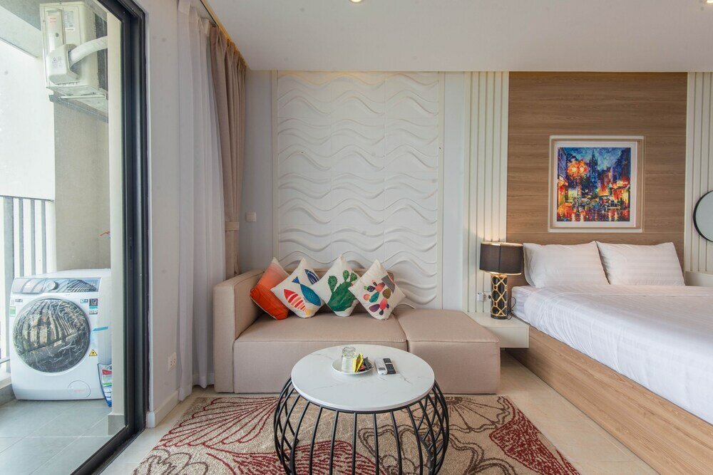 Фото Luxury Apartment Dcapital Tran Duy Hung