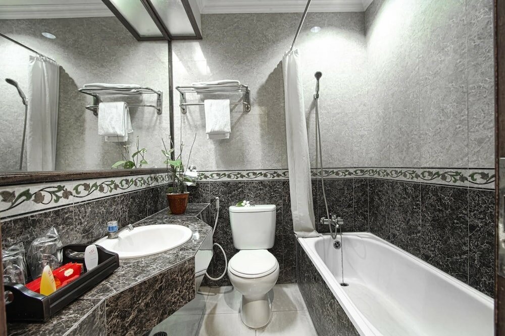 Фото Hotel Montana Dua Malang