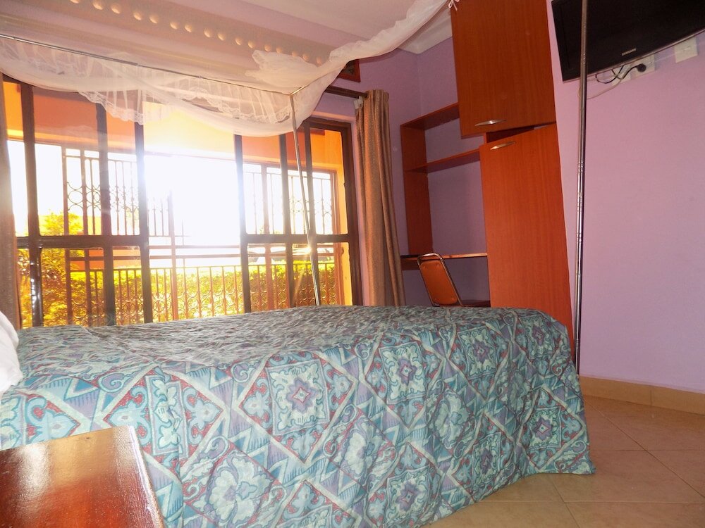 Фото Elgon Heights Motel