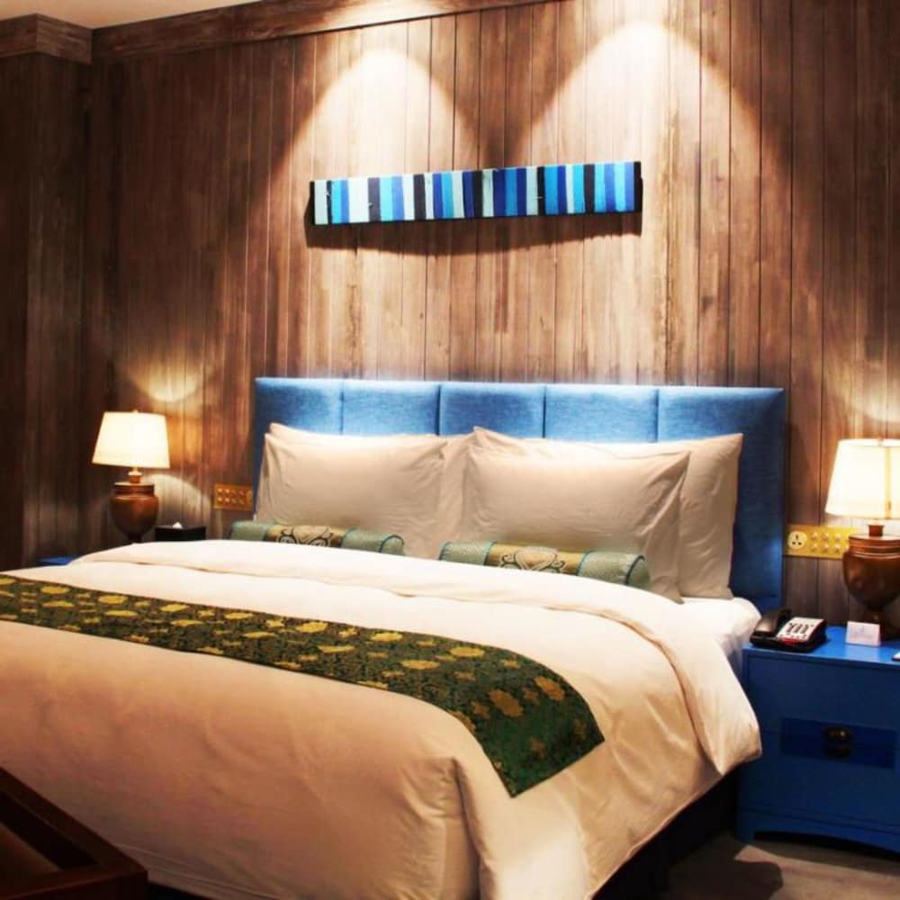 Фото Evergrande Hotel Nyingchi