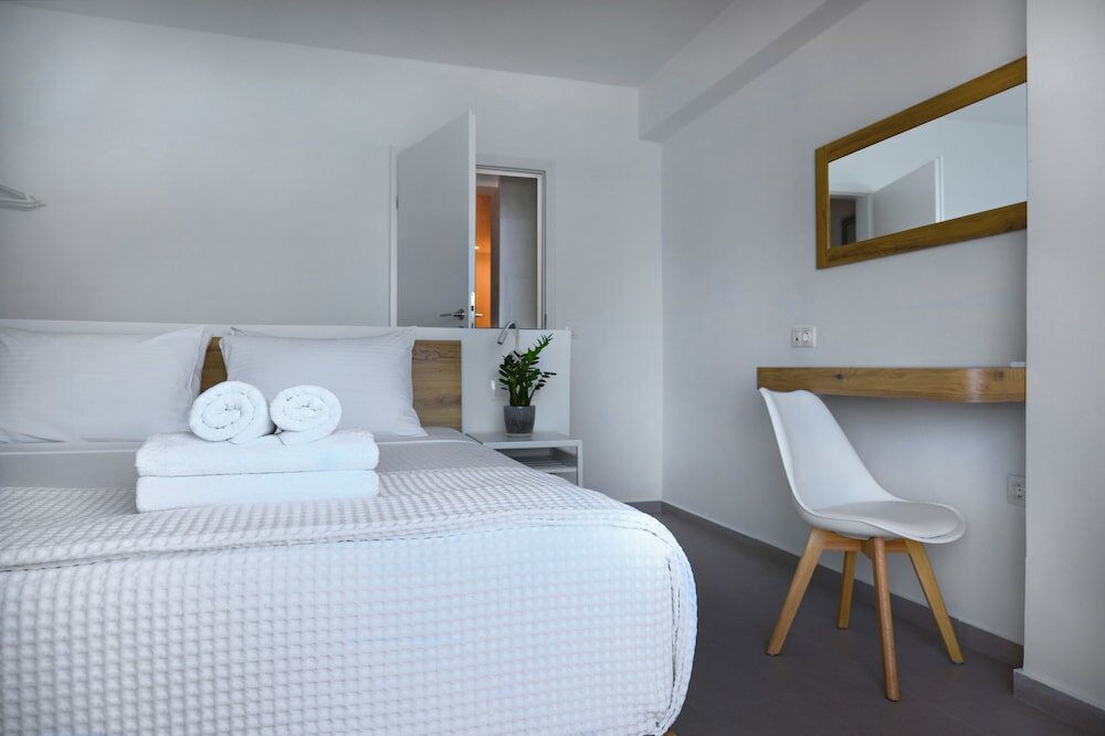 Фото Sea Breeze Hotel