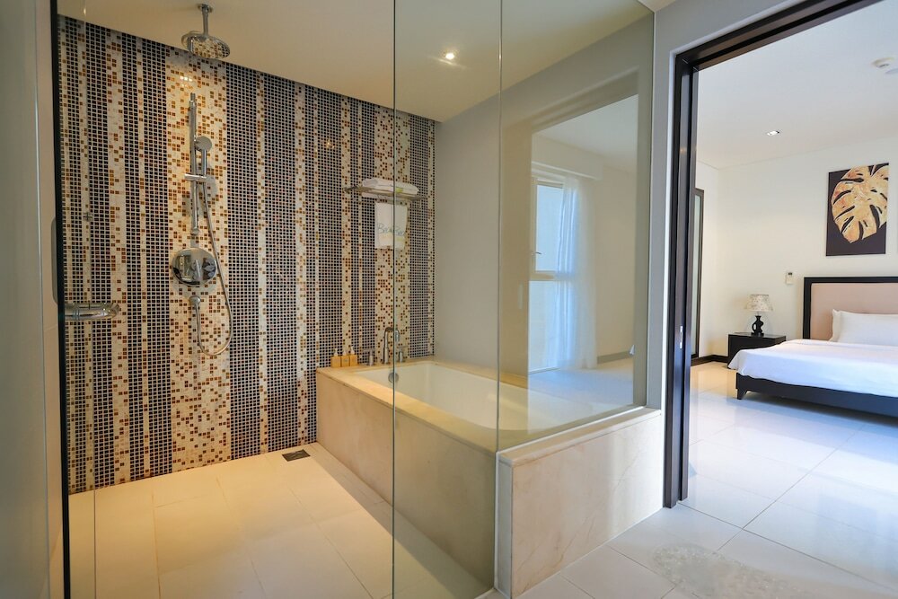 Фото The Sea Luxury Nha Trang Apartment
