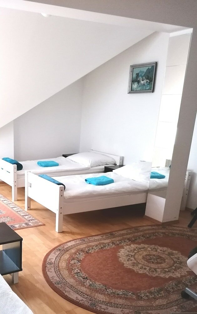 Фото Favoriten-Rooms