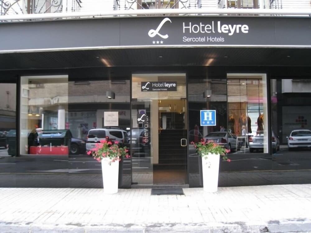 Hotel Aptos. Leyre, Pamplona, photo