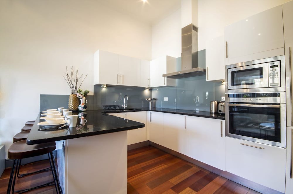 Фото Lexham Gardens by Flying Butler