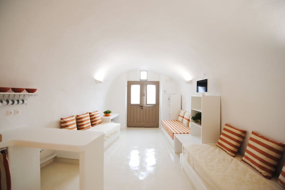 Фото White Grape Suites