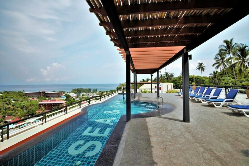 Гостиница 309 10m to the Beach Rooftop Pool Gym Wi-fi Kitchen