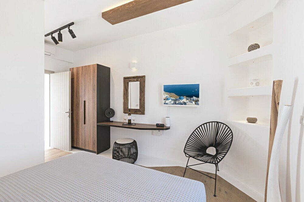 Фото 3 Elements by Stylish Stays