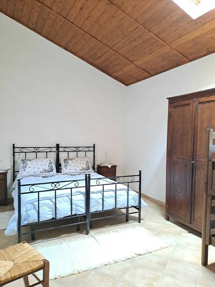 Фото B&b S'Omu Antiga