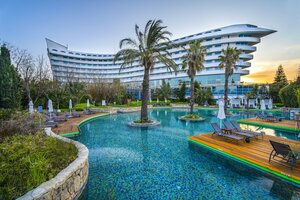 отель Concorde De Luxe Resort & SPA