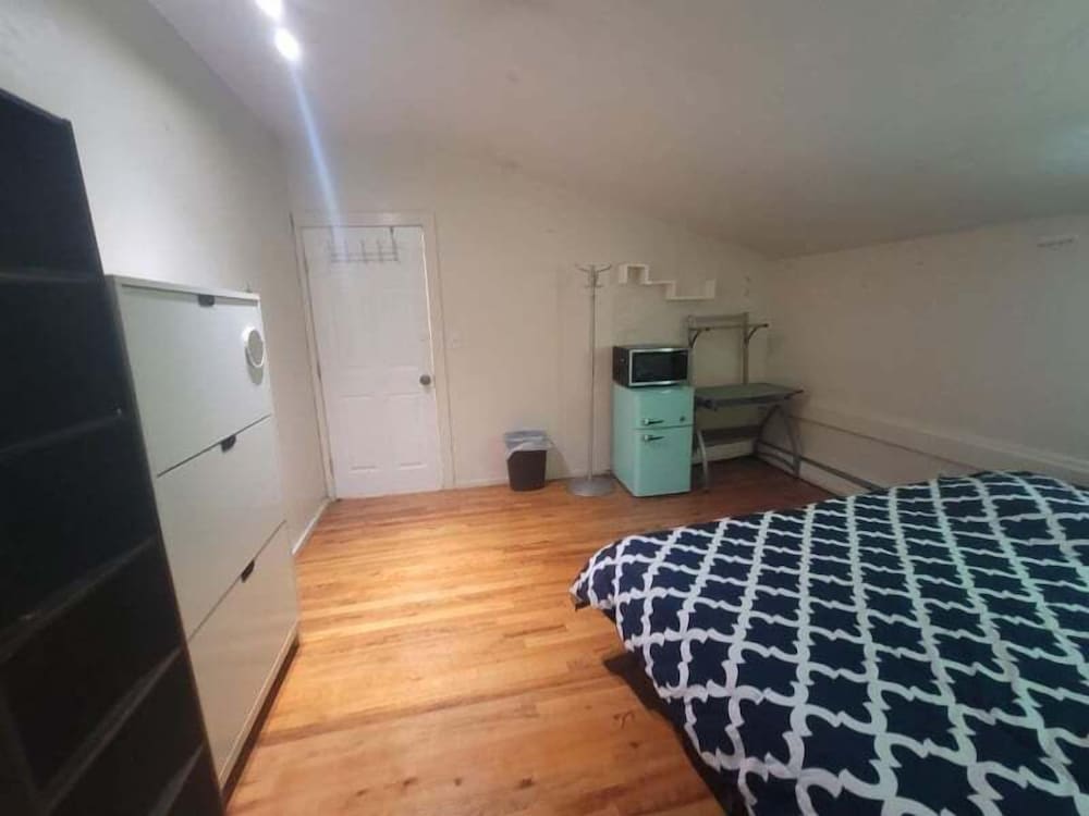 Фото 182 Heath st