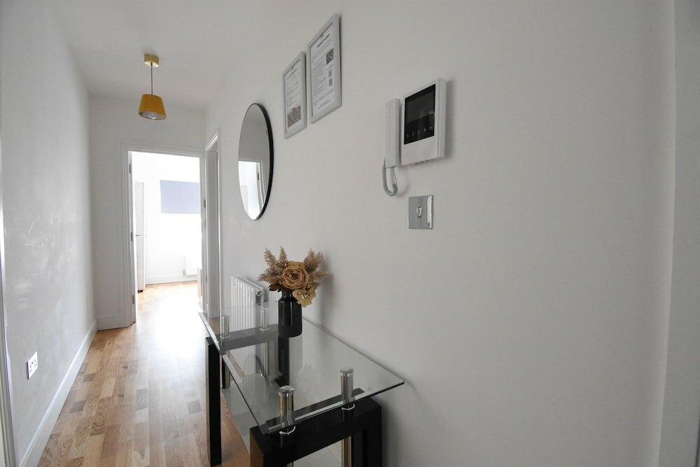 Фото Northside Apartments Finchley