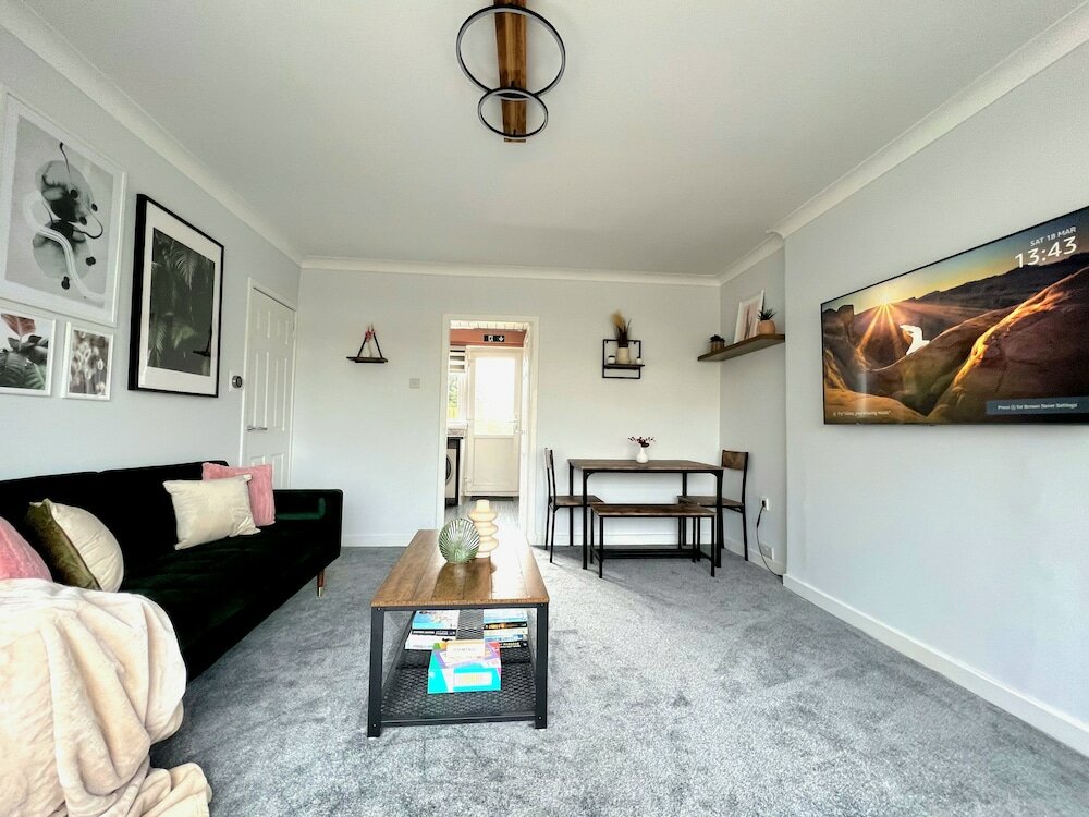 Фото Quirky Family Home in Glasgow