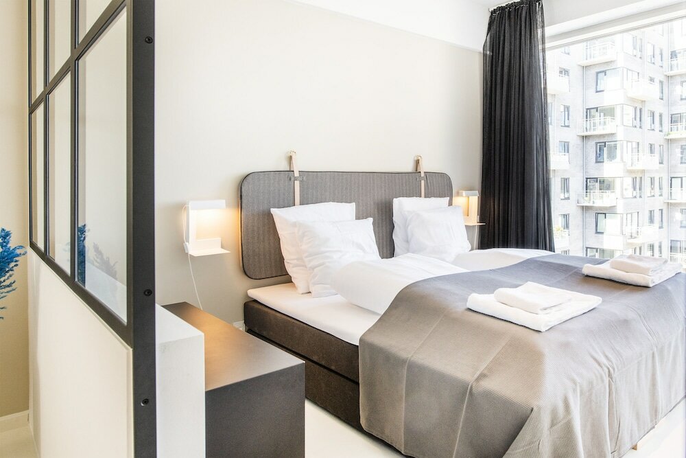 Фото By The Pier apartments - Into This Place