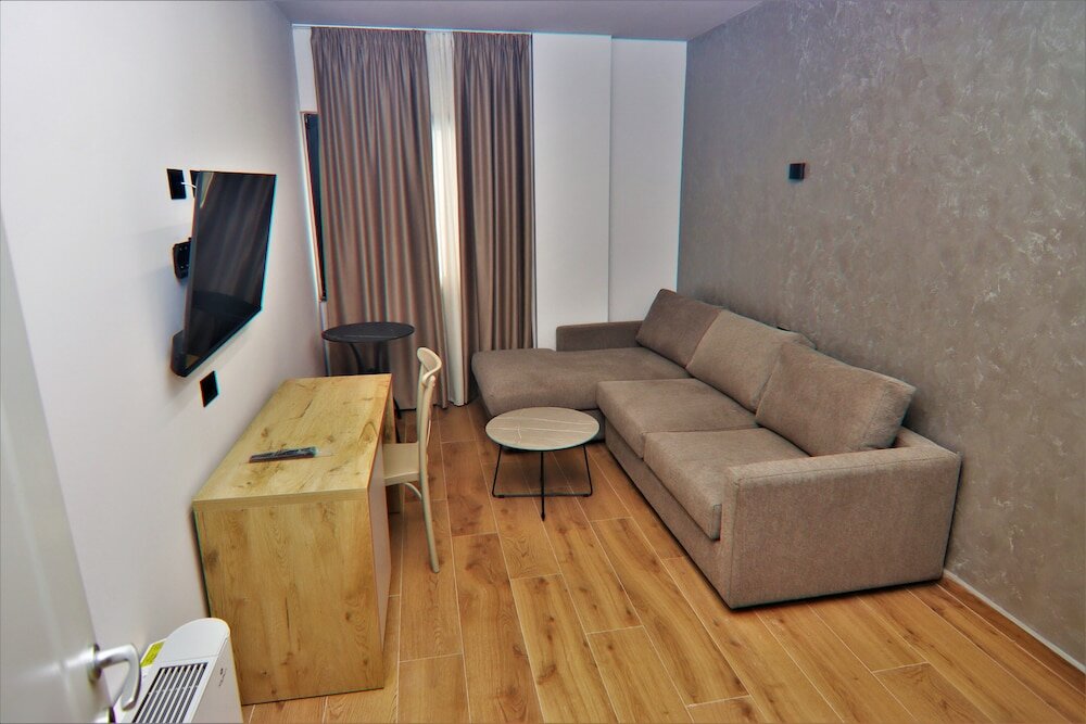 Фото Relax Inn Hotel Durres