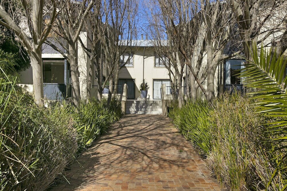 Фото Links 2146 by HostAgents