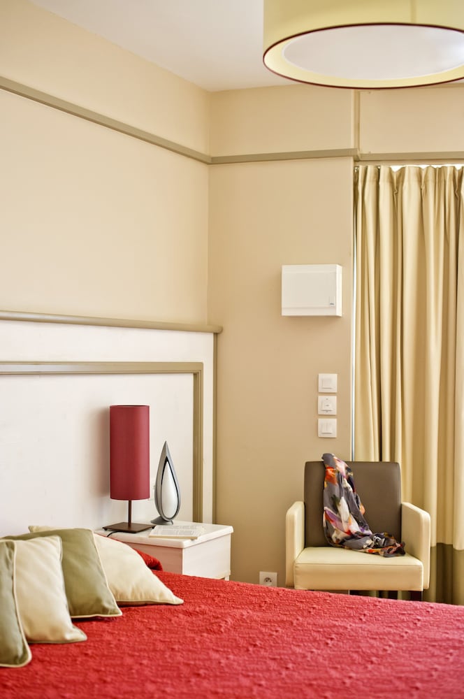 Фото Hotel Mediterranee by Mileade