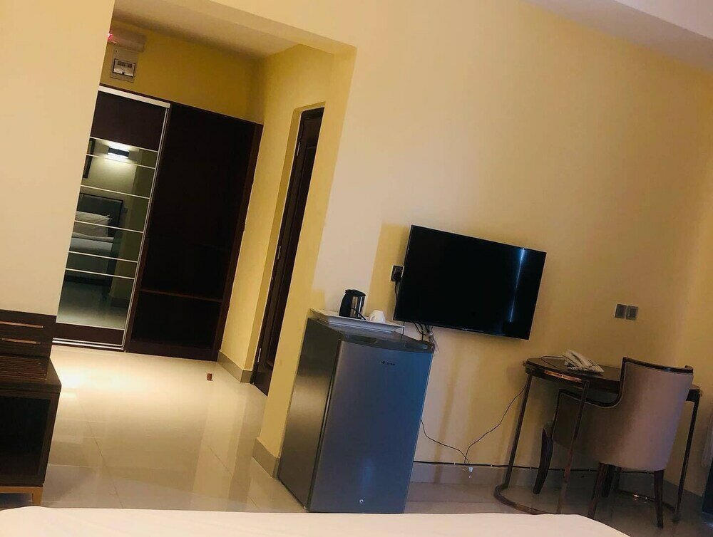 Фото Golden Alpine Hotel and Resort