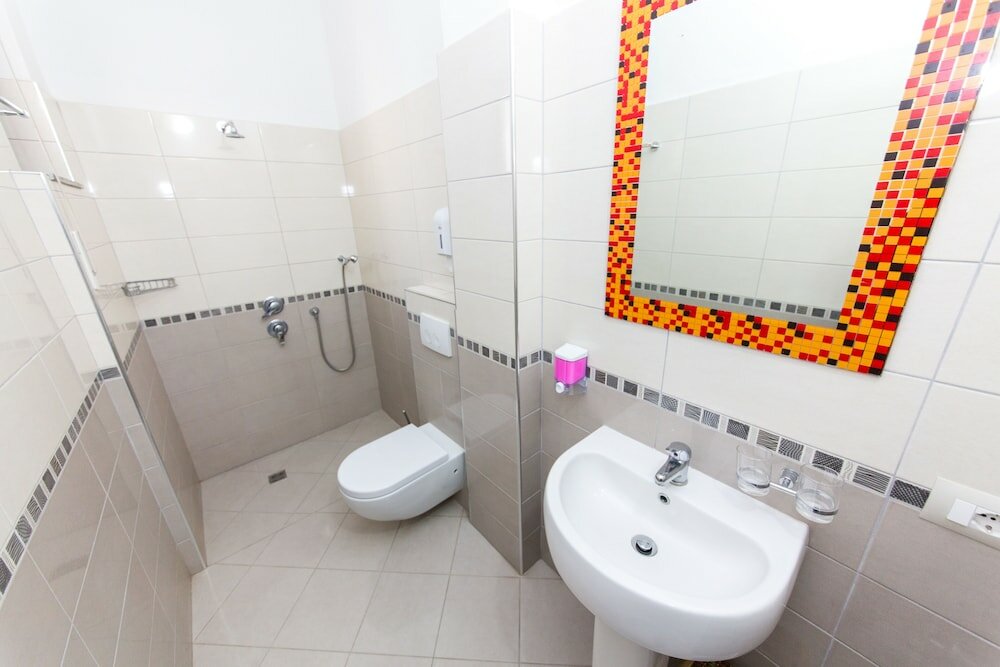 Фото Hotel Vila Misiri