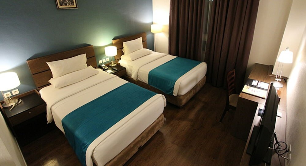 Фото Forbis Hotel