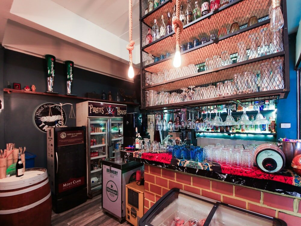 Фото Pirates House Hotel