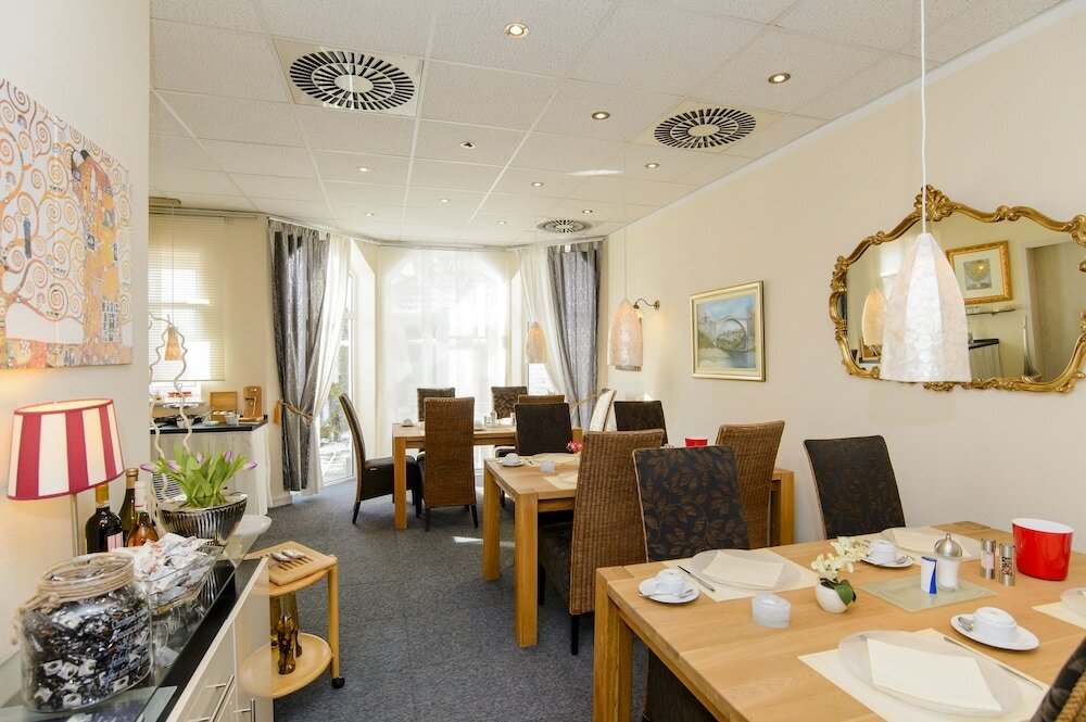 Фото Hotel Landhaus Ambiente