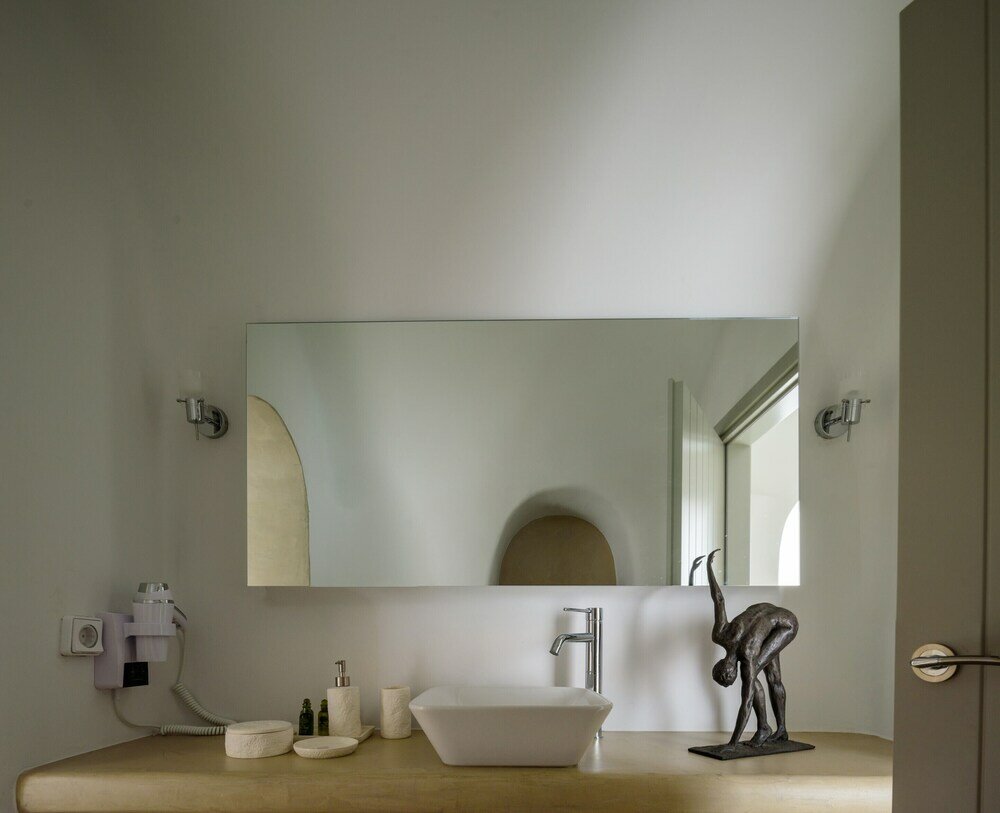 Фото Oia Treasures Art Suites