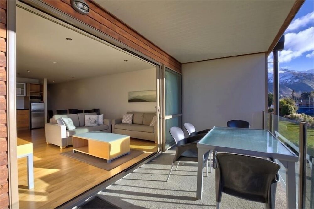 Фото Rocky Mountain Apartment - 111-112