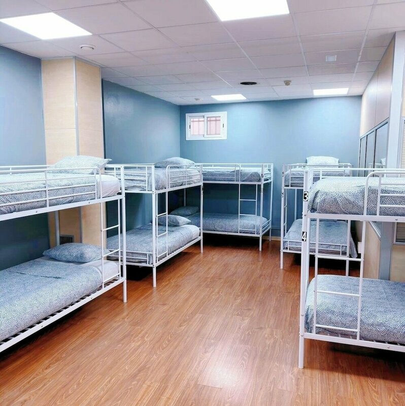 Гостиница Hostel Acacias в Мадриде
