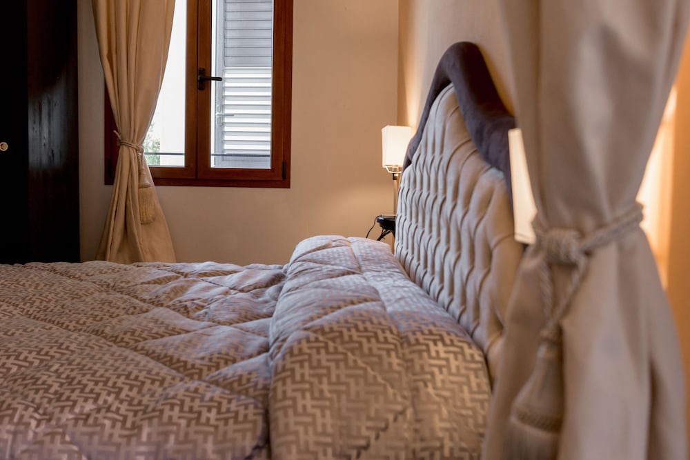 Фото Borgo Pinti Suites Le Stanze dei Nobili