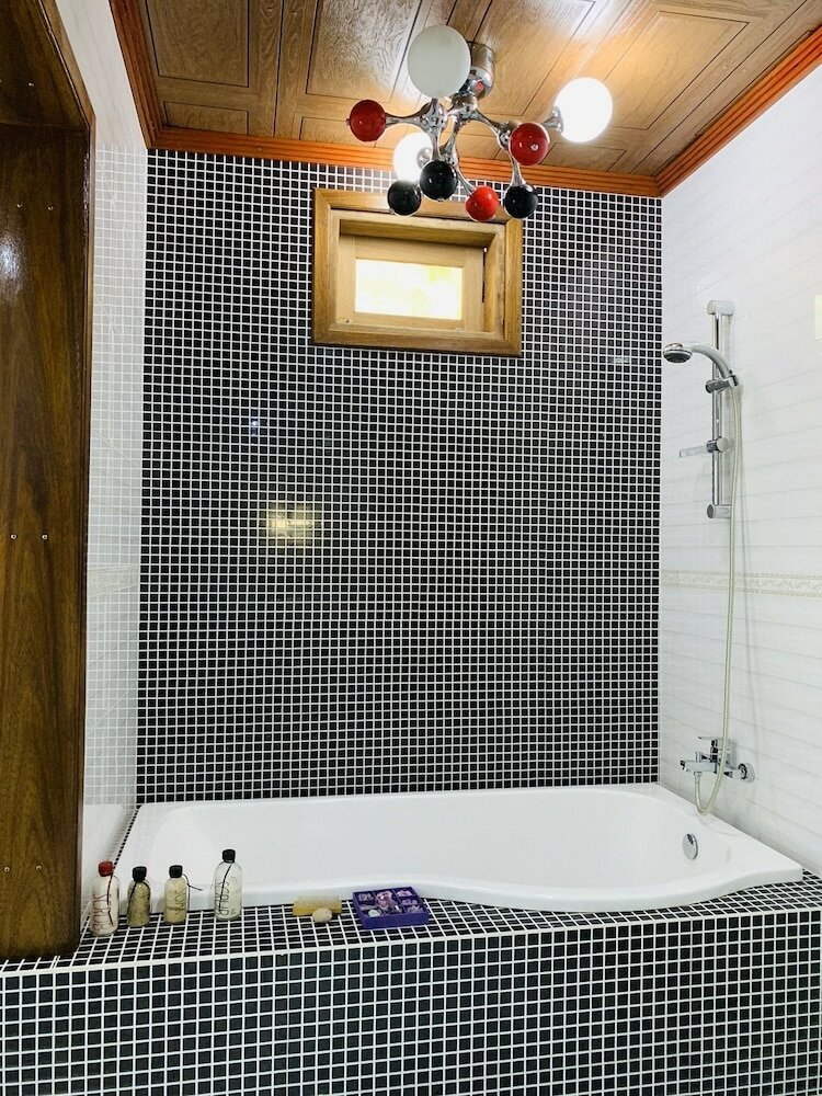 Фото Endhaa Happiest Place on Earth